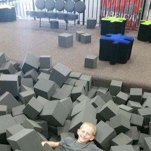 Meet your Posher, Dana